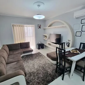  Aparthotel Bala Albanië