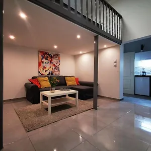 Kst Apartman Apartment